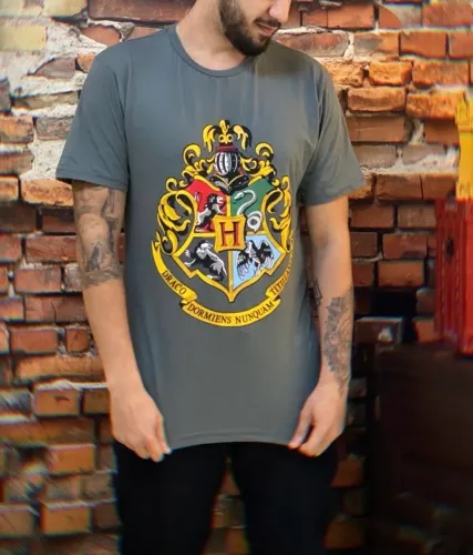 Camiseta Harry Potter - Brasão