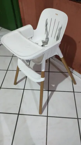 Cadeirinha de alimentação