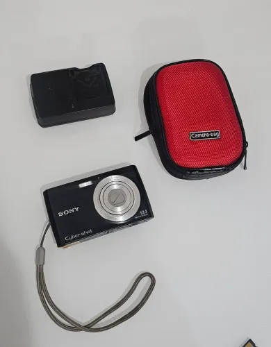 Câmera Sony Cyber-shot DSC-W510 12.1 MP (Com Detalhes / Para Uso ou Peças)