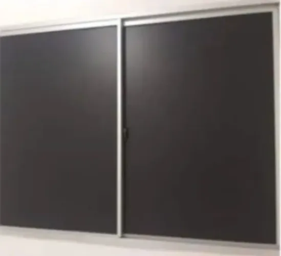 Aplicação de película em janelas e portas de vidro
