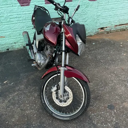 Vendo moto titan 150 CG flex