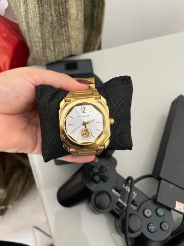 Vendo relógio, em estado novo valor 350