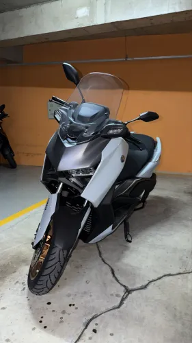 Yamaha XMAX / Apenas 280 KM