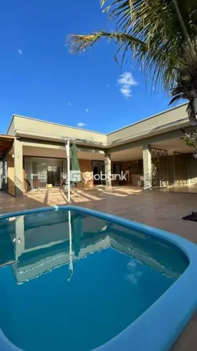 Casa Residencial com 3 Quartos, 2 Suítes e Piscina em Bocaiúva Financiamento Disponível