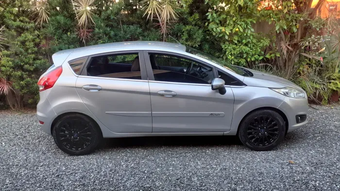 Ford Fiesta Tit./tit.plus 1.6 16V Flex Aut. 2014