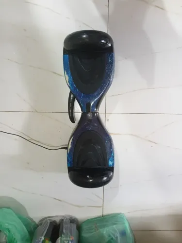 Vendo um Hoverboard semi novo
