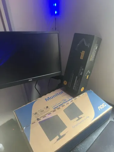 Monitor e Braço Articulado - Impecável