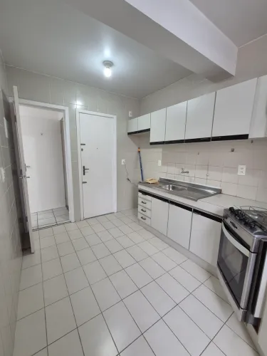 Apartamento para Alugar na Trindade  - 3 Quartos 