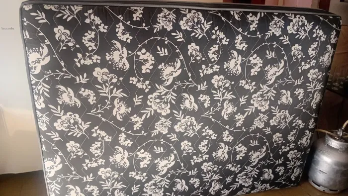 Cama box casal conjugada semi nova 