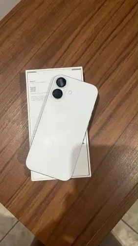 iPhone 17 