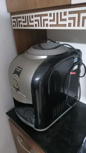 Gelagua esmaltec semi novo 