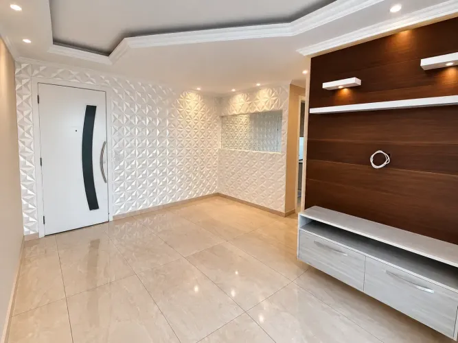 APARTAMENTO 2 DORMT COM VARANDA E MÓVEIS PLANEJADOS, NO PQ DOS SONHOS
