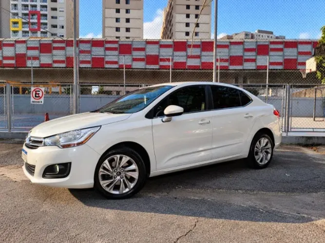 Citroen C4 Lounge Tendance 1.6 Turbo Flex Aut. 2016
