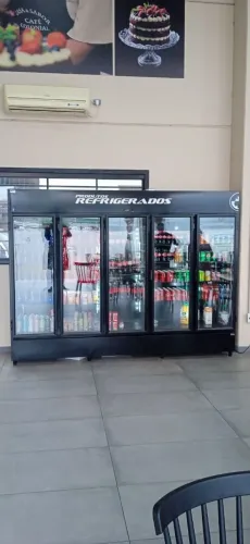 NZ. Expositor refrigerador 5 portas FORTSUL