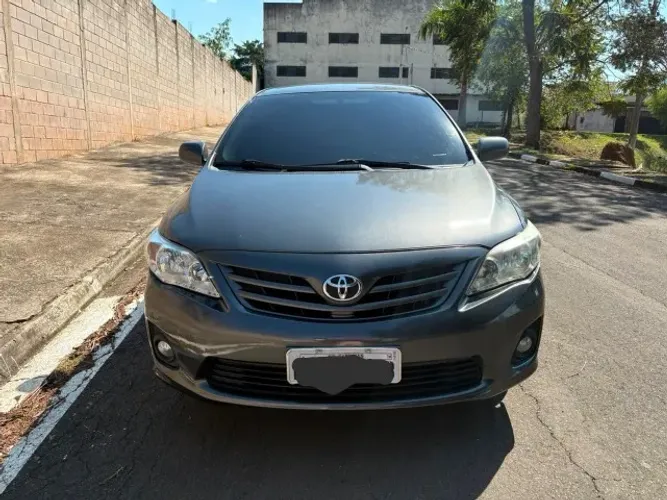 Toyota Corolla GLI 1.8 Flex 16V Aut. 2012