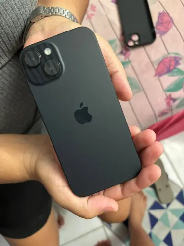 iPhone 15 preto (128g)