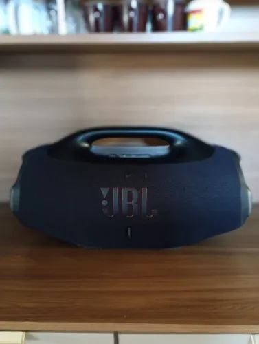 Vendo uma caixa de som boombox 4.JBL