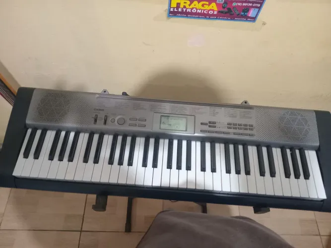 Teclado casio Lk 120