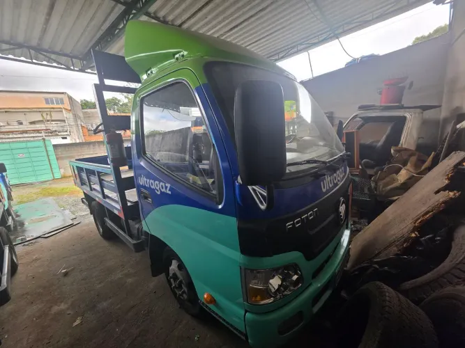 Foton Aumark 3.5 - 11dt 2.8 4X2 TB Diesel 2015
