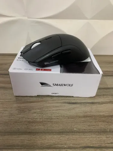 Mouse Gamer Smailwolf RS7 Sem Fio (Tri-Mode) + Grip Tape - Novo