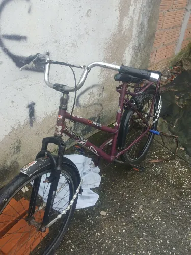 bicicleta em ótimo estado, poti aro 26, único dono