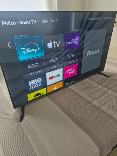 Tv smart 50 Philco Dolby Áudio bordas infinita zera hj