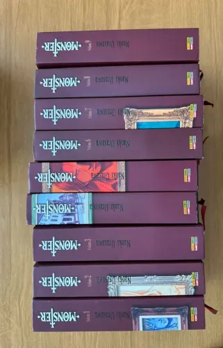 Coleção Mangás Monster Kanzenban - Volumes 01 ao 09