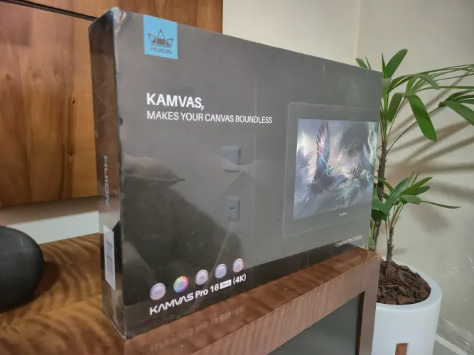 Mesa Digitalizadora Huion Kamvas Pro 16 Plus (4K), 16"