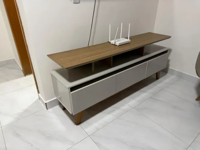 Rack com gavetas e divisórias perfeito estado 