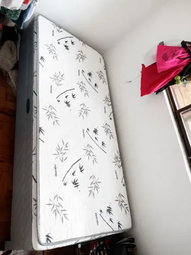 Vendo cama baú SOLTEIRO e aceito negociação