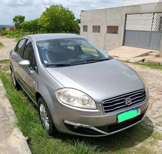Fiat Linea Essence 1.8 Flex 16V 4P 2016