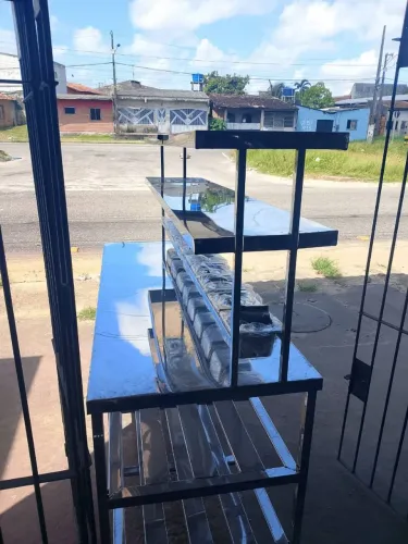 Mesa de Montagem em Aço Inox