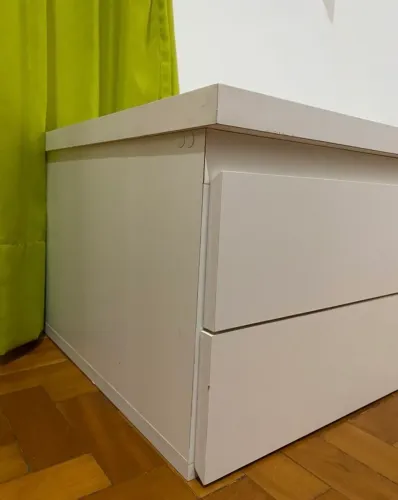 ESCRIVANINHA / PENTEADEIRA 