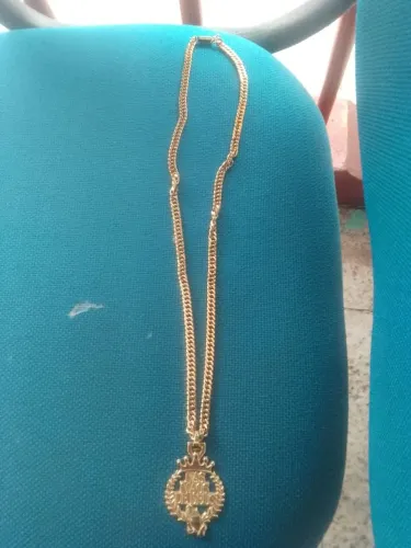 Corrente banhada a ouro