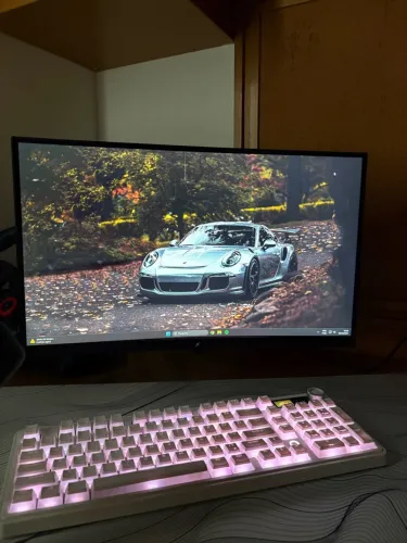 Monitor Gamer SuperFrame Precision 23.6Pol Curvo 180hz