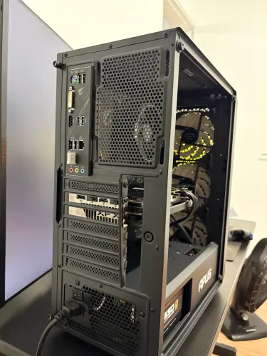 PC Gamer Ryzen 7 5700 + RX 7600 8GB + 16GB RAM