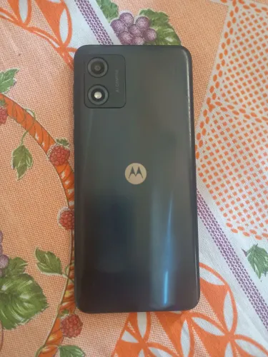 Moto e13