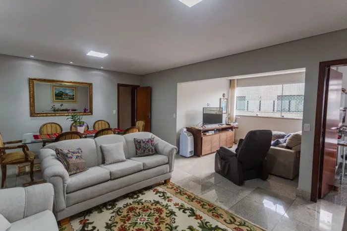 Apartamento à Venda - União, 4 Quartos, 142 m2