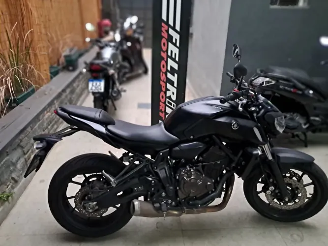 YAMAHA MT-07