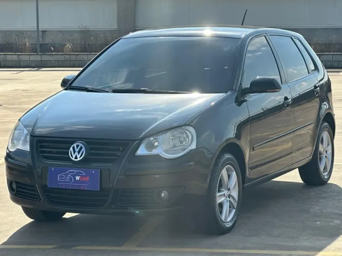 Volkswagen Polo 1.6 MI Flex 8V 4P 2011