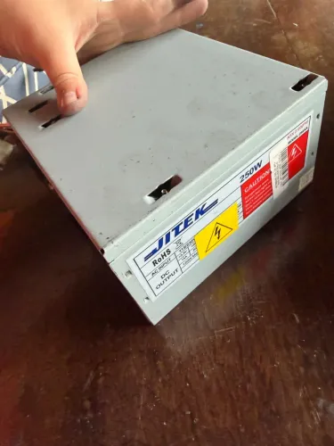 Fonte nominal jitek 24pinnos 250w sata