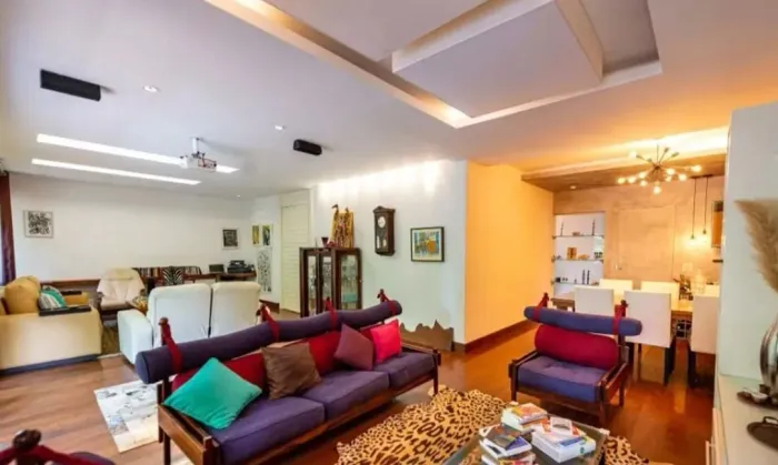 Apartamento Exclusivo no Leblon Quadra da Praia, 2 Suítes, Vista Mar!