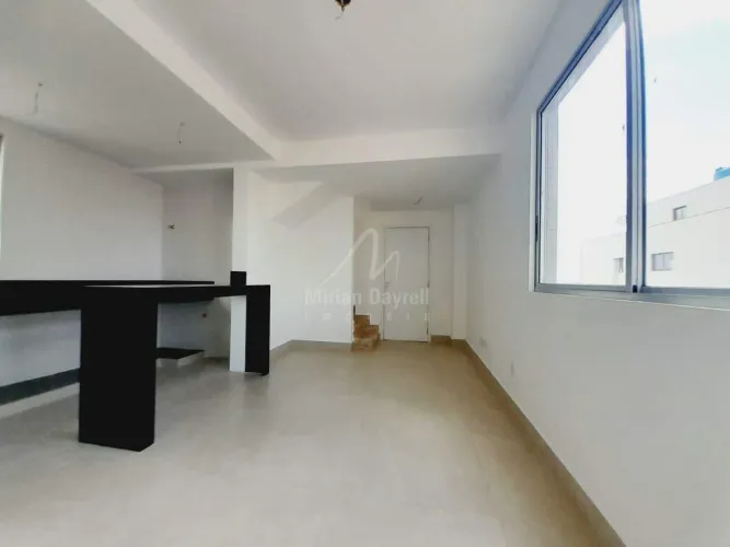 Cobertura com 2 quartos (1 suíte) no bairro Alto Barroca