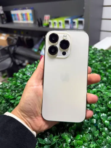 iPhone 14 pro 256 Gold 