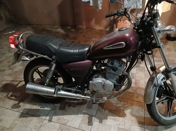 Moto entruder 125