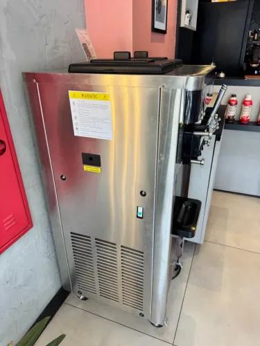 MÁQUINA DE SORVETE EXPRESSO