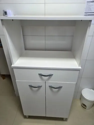 Armário para micro-ondas