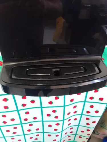 Vendo/bebedouro e purificador Brastemp preto semi-novo.