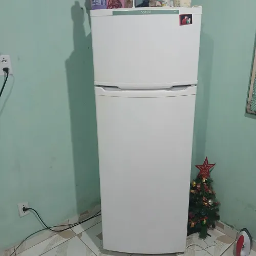 Vende-se Geladeira Consul 
