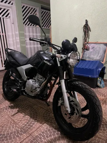 Fazer 250, único dono